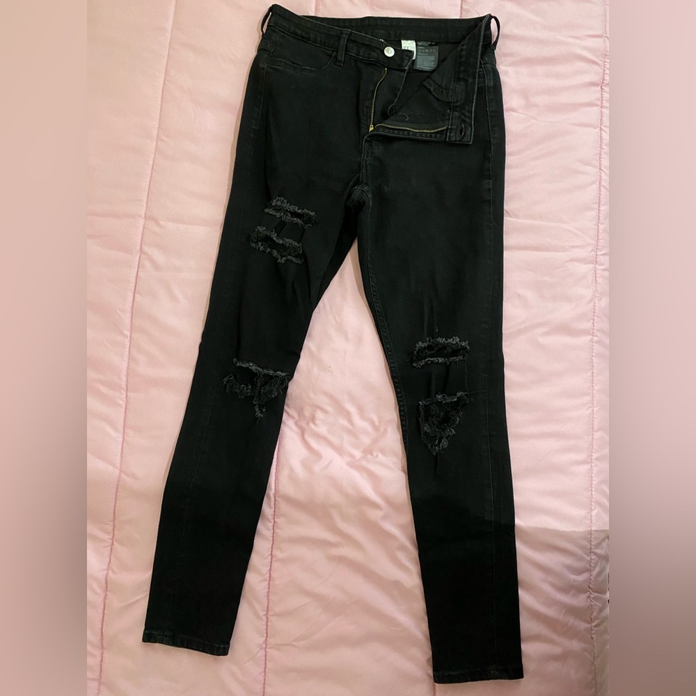 Black Distressed Jeggings